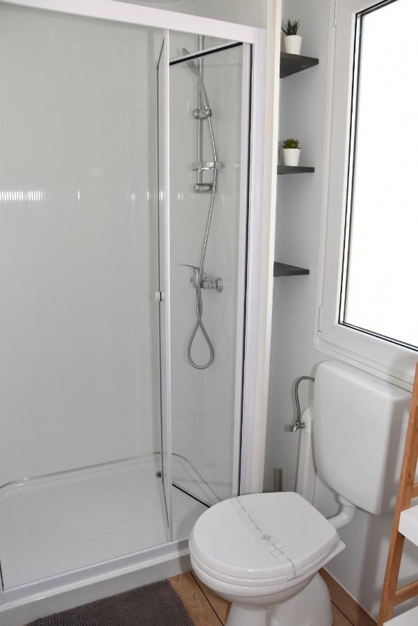 Mobile Home Biograd Na Moru Gapi House Luaran gambar